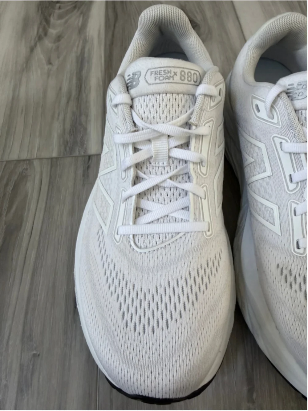 New Balance Fresh Foam X 880v14 Women’s 10.5 White Silver Running Shoes W880W14